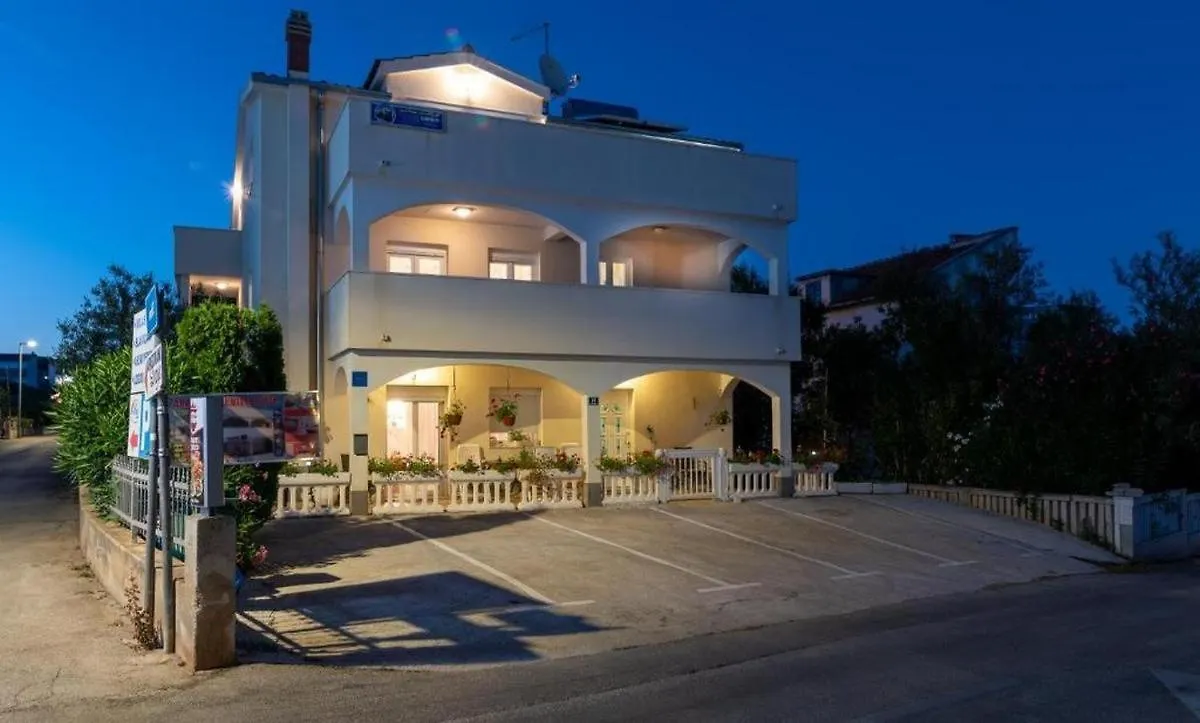 Apartments With A Parking Space Mavarstica, Ciovo - 20073 Trogir Croatia
